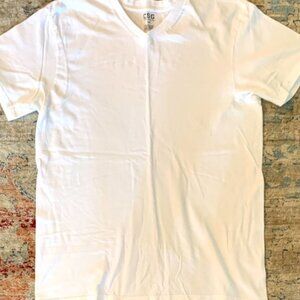 Champs Sports Gear White V-Neck Tee Shirt Sz L 🤍